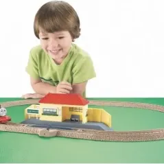 Thomas & Friends Σιδηρόδρομος με Σταθμό R9488