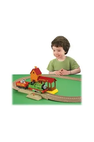 Thomas & Friends Deluxe Σιδηρόδρομοι με Σταθμό  R9489