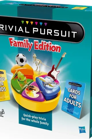 TRIVIAL PURSUIT FAMILY