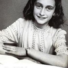 The diary of a young girl anna frank Pearson 9781408294277